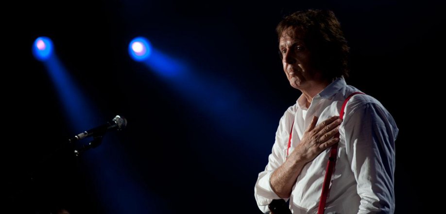 McCartney at Fenway Park 2009